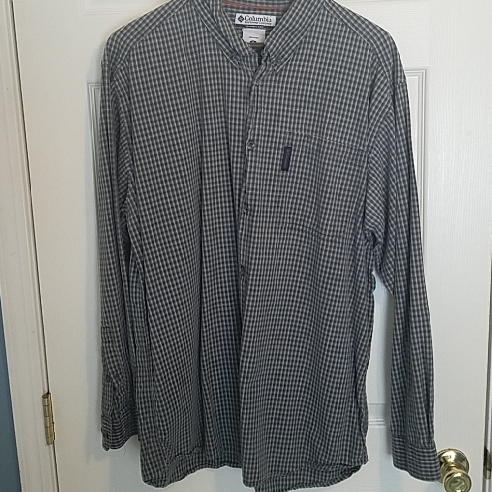 Columbia Mens XL button down shirt